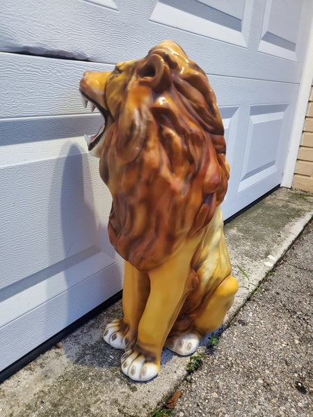 VINTAGE ITALIAN MAJOLICA LARGE CERAMIC LION ~ MISC