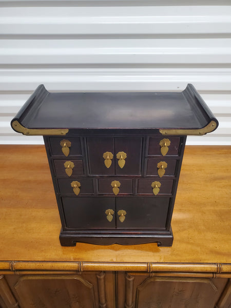 VINTAGE CHINOISERIE PAGODA JEWELRY BOX W/BRASS ACCENTS~ MISC