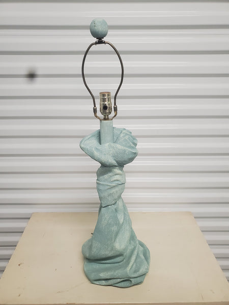 VINTAGE PLASTER/CONCRETE BLUE/TURQUOISE DOROTHY DRAPER / JOHN DICKINSON "style" DRAPE TASSEL RIBBON LAMP (2 AVAILABLE)
