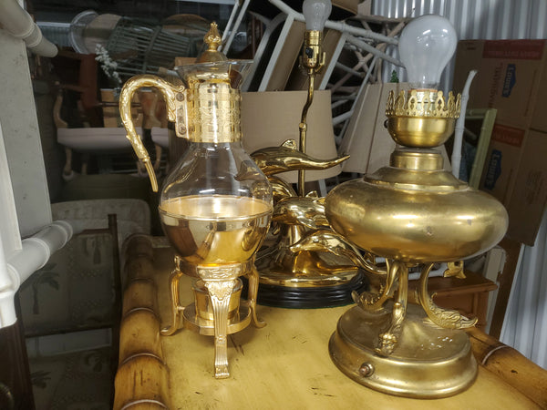 VINTAGE BRASS DOLPHIN POD TABLE LAMP