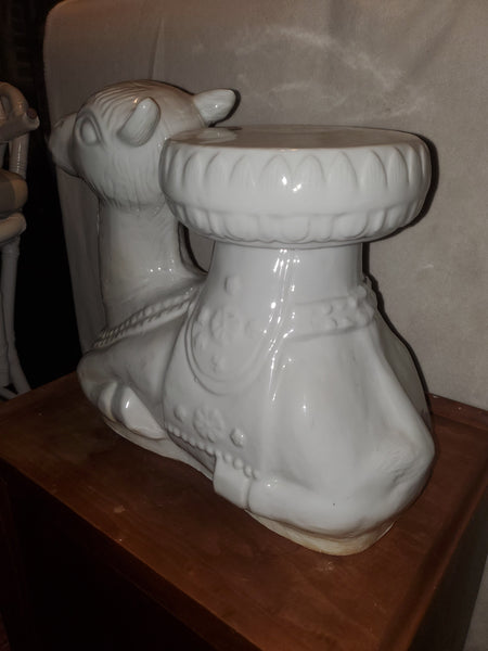 VINTAGE CERAMIC CAMEL PLANT STAND/ ACCENT TABLE ~ MISC