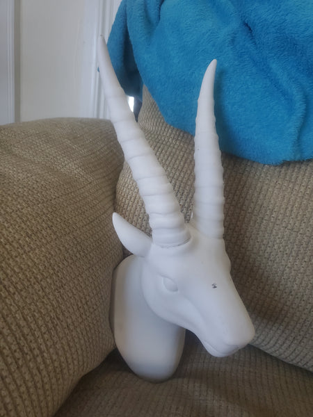 VINTAGE CERAMIC/ CLAY WALL MOUNT GAZELLE/ ANTELOPE ~ MISC