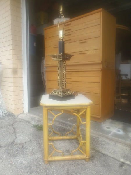 VINTAGE BRASS CHINOISERIE ASIAN MOTIF LAMP ⛩