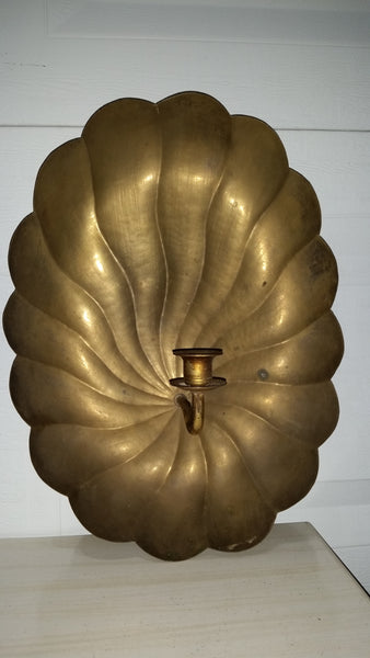VINTAGE BRASS SHELL WALL SCONCE CANDELABRA ~ MISC