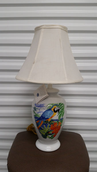 GUY HARVEY 2004 PARROT/MACAW LAMP n SHADE