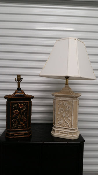 VINTAGE FREDERICK COOPER CHINOISERIE PAGODA FAUX BAMBOO/FLORAL CERAMIC LAMP W/SHADE