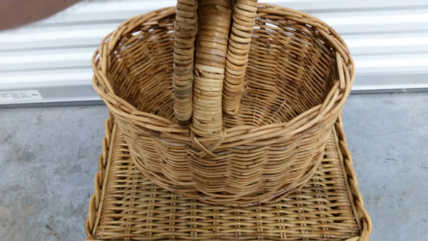 VINTAGE BRAIDED BAMBOO/RATTAN PIC~I~NIC BASKET - MISC