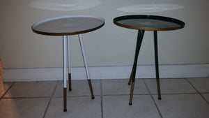 VINTAGE MID CENTURY MODERN/ SPACE AGE WHITE/ GOLD GREEN/ GOLD METAL TRIPOD PIZZA PAN ACCENT (END) TABLES with DETACHABLE LEGS (2)