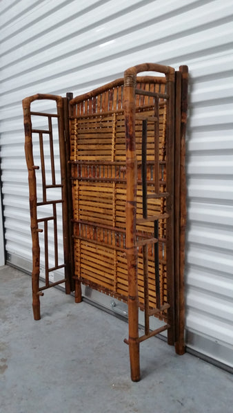 VINTAGE TORTOISE SHELL BAMBOO CHIPPENDALE COLLAPSIBLE/ FOLD UP SHELF ~ MISC