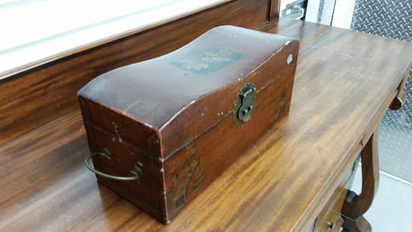 ANTIQUE CHINOISERIE ORIENTAL HANDPAINTED LEATHER PILLOW/JEWELRY BOX ~ MISC