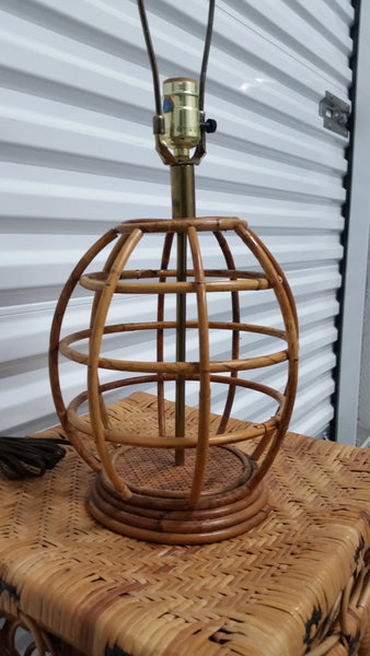 VINTAGE PENCIL BAMBOO/RATTAN CAGE 🐥 LAMP
