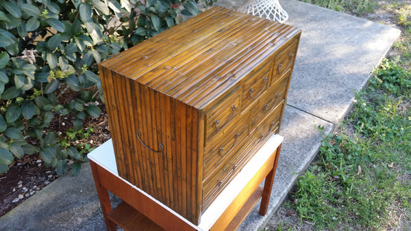 VINTAGE SMALL SPLIT BAMBOO CHEST OF DRAWERS W/BRASS HANDLES/HARDWARE ~ MISC 🔆