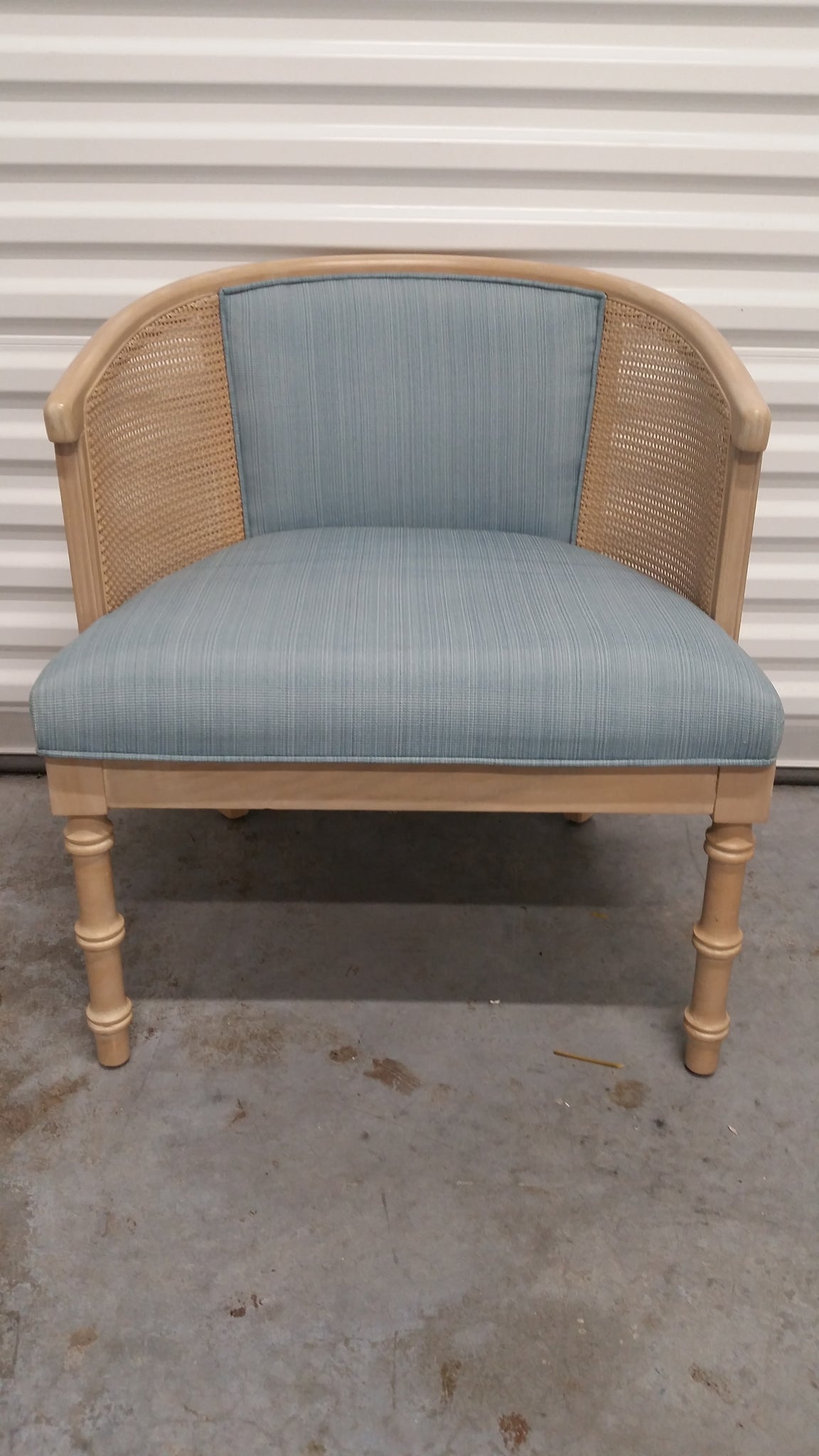 VINTAGE MORGANTON FAUX BAMBOO/ CANE UPHOLSTERED BARREL ACCENT CHAIR