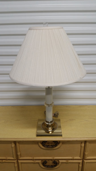 VINTAGE CLEARLIGHT BY BAUER LUCITE/BRASS/FROSTED GLASS ART DECO LAMP W/SHADE