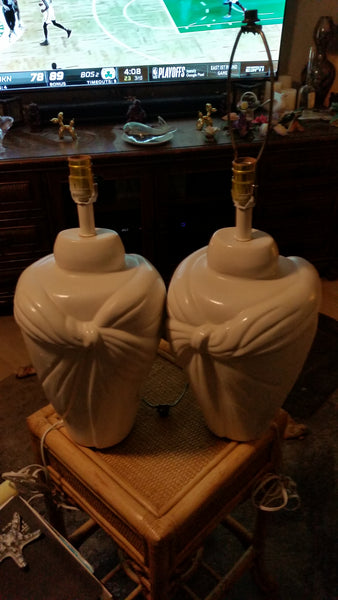 VINTAGE CERAMIC RIBBON/ DRAPE LAMP (2 AVAILABLE)