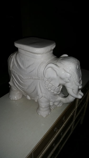 VINTAGE WHITE CERAMIC ELEPHANT PLANT STAND/ACCENT TABLE ~ MISC