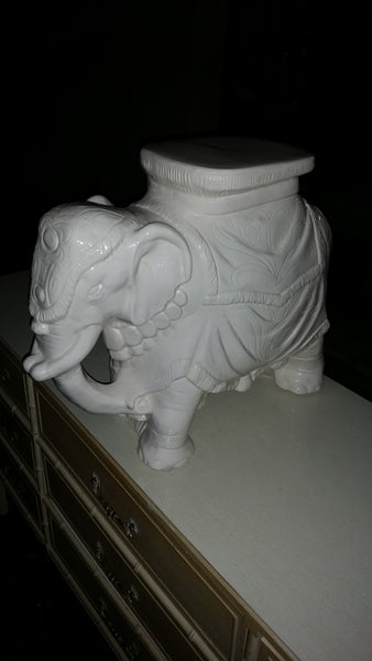 VINTAGE WHITE CERAMIC ELEPHANT PLANT STAND/ACCENT TABLE ~ MISC