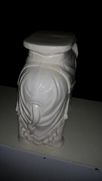 VINTAGE WHITE CERAMIC ELEPHANT PLANT STAND/ACCENT TABLE ~ MISC