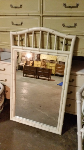 VINTAGE THOMASVILLE OYSTER BAY FAUX BAMBOO ARCH MIRROR