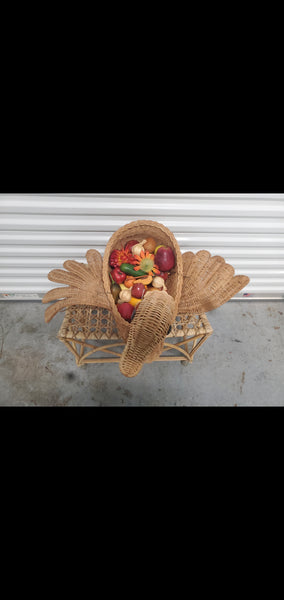 VINTAGE NATURAL WICKER SWAN PLANTER/ BASKET ~ MISC