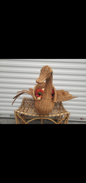 VINTAGE NATURAL WICKER SWAN PLANTER/ BASKET ~ MISC